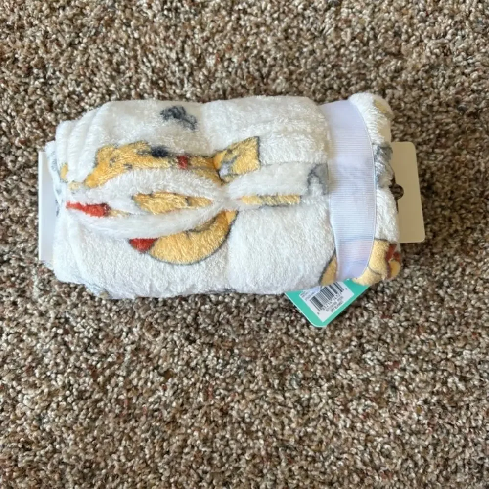 Disney Baby Winnie the Pooh Fleece Blanket Honey NWT